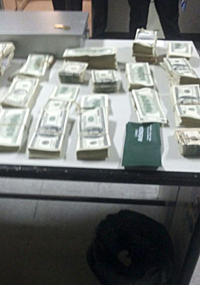 Un avión, un helicóptero, dos barcos, armas, autos y millones de pesos, lo secuestrado a Medina