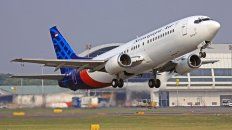 El Boeing 737 desaparecido transportaba a más de 60 personas, de las cuales 56 son pasajeros. El Boeing 737 desaparecido transportaba a más de 60 personas, de las cuales 56 son pasajeros.