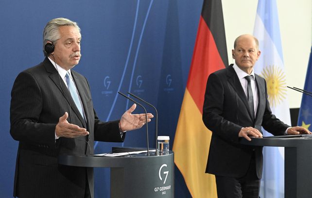 El presidente Alberto Fernández condenó la agresión rusa a Ucrania en la conferencia de prensa que ofreció tras su encuentro con e canciller alemán Olaf Scholz en Berlín.&nbsp;