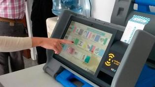 Con el sistema digital se podrá votar por categorías y por boleta completa