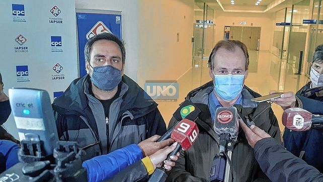 Juan Cabandié junto a Gustavo Bordet entregaron maquinaria para la Gestión Integral de Residuos Sólidos Urbanos en Paraná.