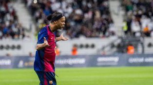 La millonada que cobra Ronaldinho por cada partido en las leyendas
