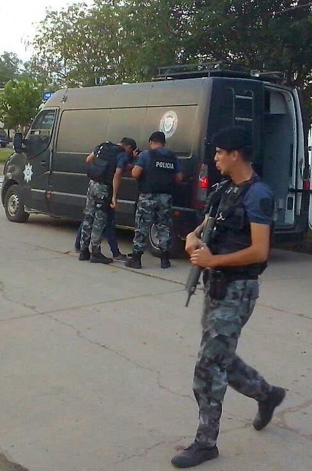 Persiguieron y apresaron a dos repartidores de drogas a domicilio en Santo Tomé