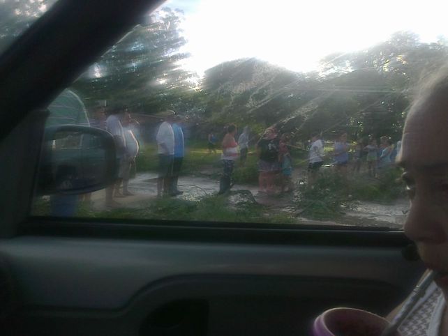 Vecinos de Barrio Las Delicias se manifestaron en Aristóbulo del Valle