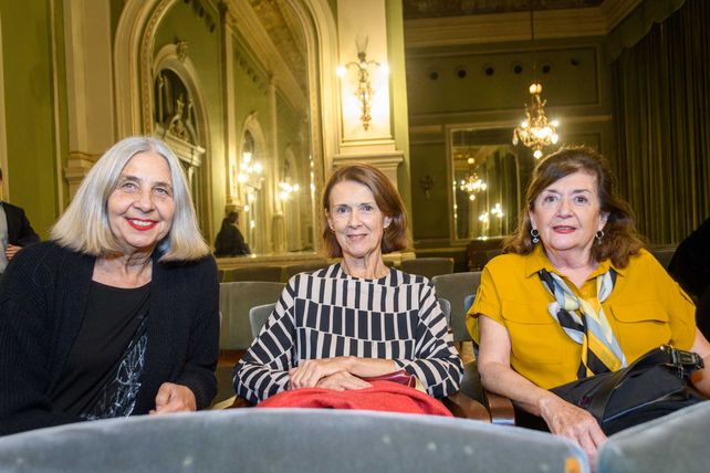 Laura Sobolesky, Margarita Manavella y Delia López Zamora