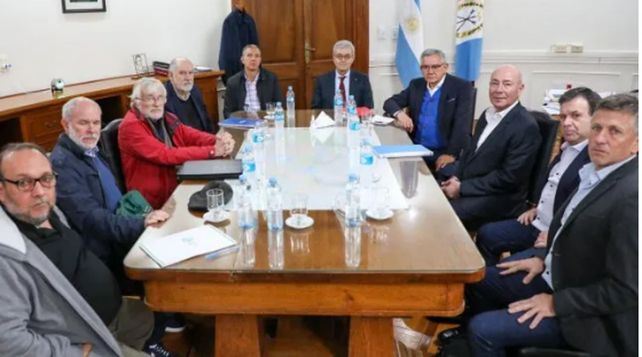 El gobierno de Santa Fe realizará su oferta de revisión salarial el jueves