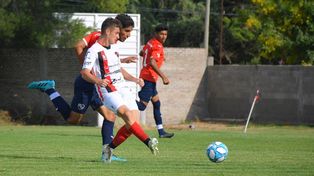 El equipo de Gabriel Graciani no pudo seguir por la buena senda luego de ganar en Córdoba.