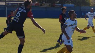 Con poco fútbol, buen punto para el charrúa