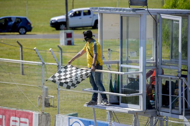 El Top Race le puso color al domingo paranaense