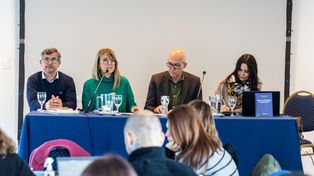 Mesa de diálogo. “Hacia una construcción participativa y colectiva de los diseños curriculares”, fue la propuesta base del encuentro.