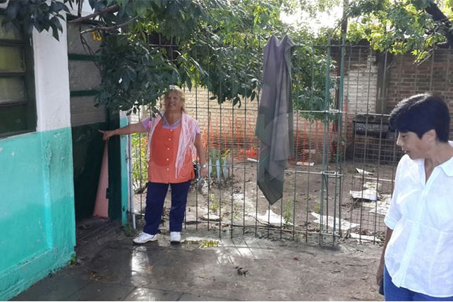 Vándalos dañaron la escuela Estrada en el barrio Los Troncos