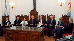 El gobernador participó de la apertura del año judicial 2014 en la provincia