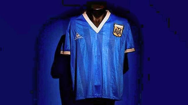 La mítica camiseta de Diego Maradona en el partido ante Inglaterra en México 1986 fue subasta en tiempo récord.&nbsp;