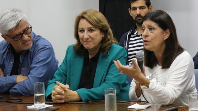 La precandidata a diputada provincial de la lista Adelante (Unidos para cambiar Santa Fe)