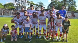 Atlético Paraná se juega su futuro el próximo domingo en el Regional Amateur.