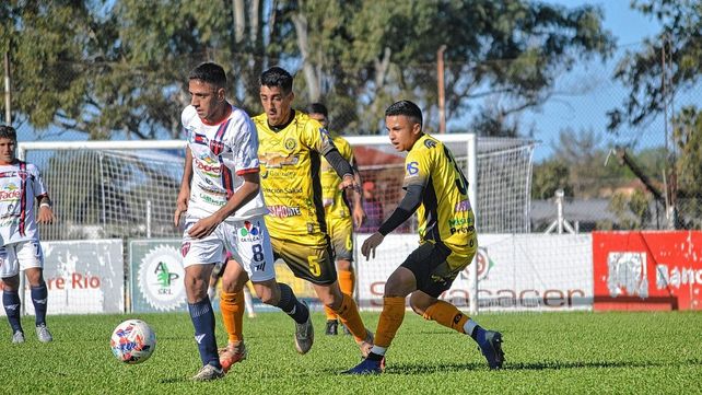 El Depro le ganó 4-0 a Crucero y hay sospechas por la actuación de dos jugadores del Colectivero.