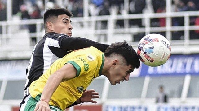 Defensa y Justicia busca afirmarse en zona de playoffs ante Central Córdoba en Varela