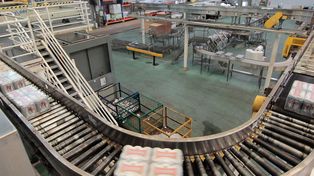 Cervecería Santa Fe invirtió y duplicó el envasado en latas