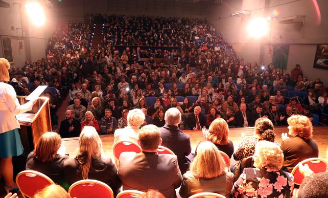 La provincia convoca a postular docentes que se destaquen por su labor innovadora en educación