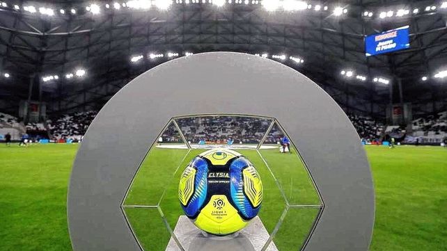 Lyon, Lorient y Strabourg informaron casos de coronavirus