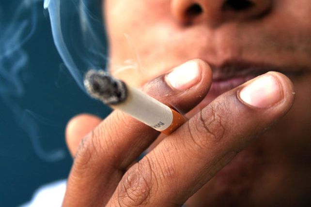 Los fumadores redujeron su consumo en un 30 por ciento