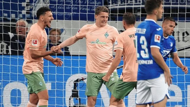 Werder Bremen ganó y trepó al tercer puesto de la Bundesliga