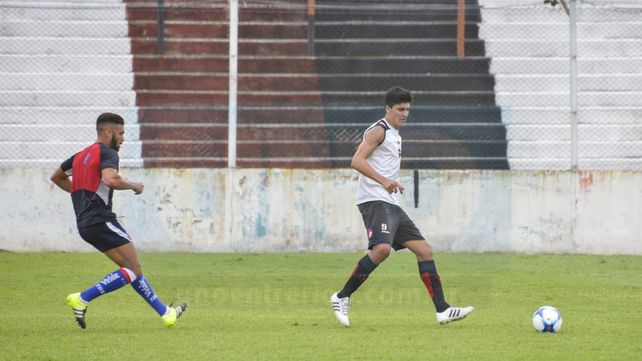 El Caña tuvo un buen ensayo contra los suplentes de Unión y se ganó la consideración del DT. &nbsp;