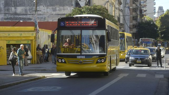 Cómo funcionarán los servicios de transporte en Rosario por el paro de mañana