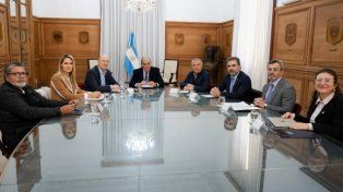 El Gobierno convocó al Consejo de Mayo para cumplir con una exigencia de EEUU
