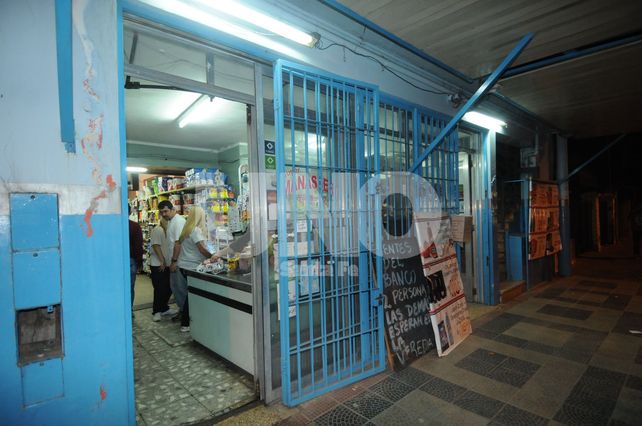 Guadalupe Residencial: asaltaron el supermercado Manasseri