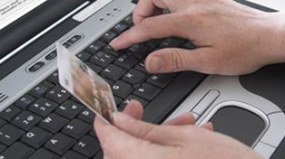 Crece la tendencia de comprar a sitios web con sede en China y colapsa el trabajo del correo