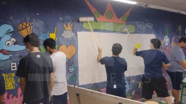 Paraná: equipo de la Selección Argentina de Sóftbol pintó y reacondicionó la escuela Guadalupe