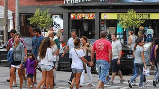 Miles de turistas se volcaron a Mar del Plata
