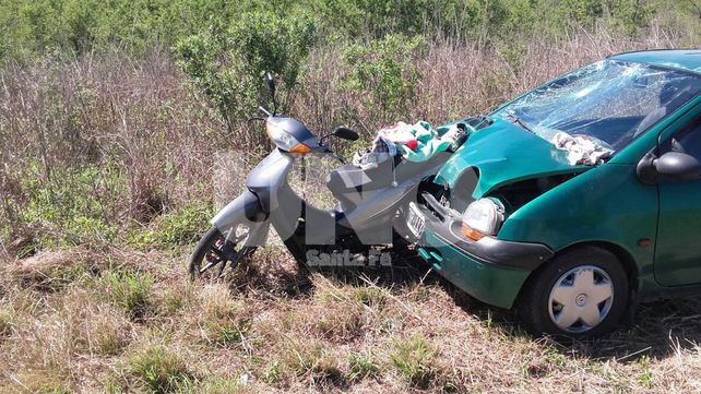 Chocó a los cuatro integrantes de una familia que viajaban en motocicleta