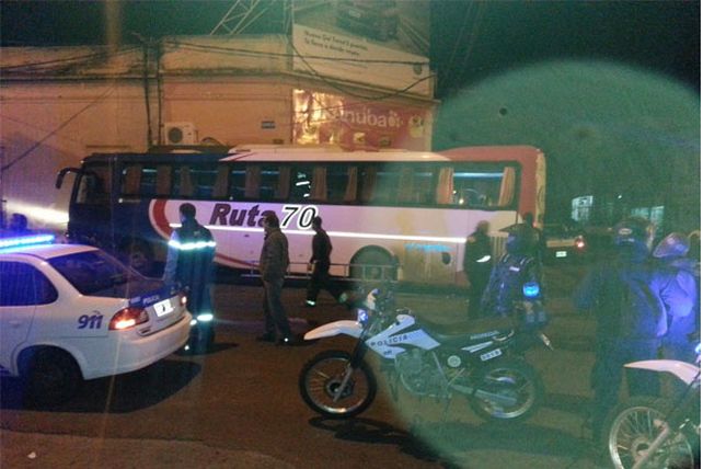 Chocaron un colectivo y dos automóviles en Suipacha y San Luis