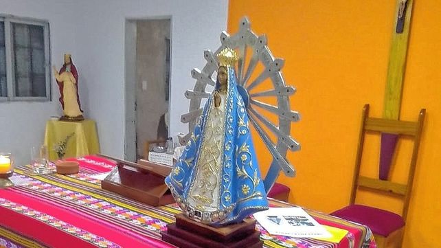 Nueva. Imagen de la Virgen de Luján que se colocará en el templete.