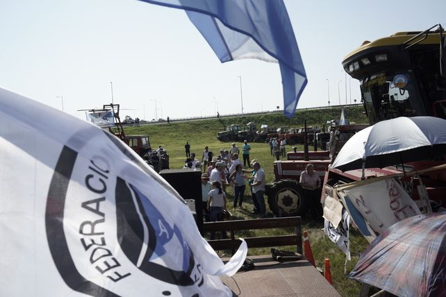 Historia. Federados en una protesta contra el gobierno anterior.
