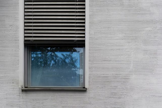 Persianas enrollables: la tendencia en decoración