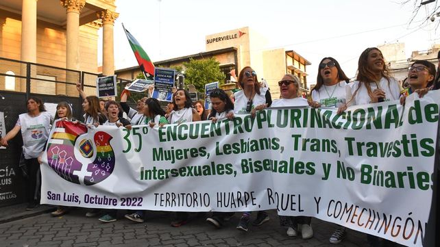 &nbsp;Encuentro Plurinacional: Más de 100.000 mujeres y disidencias en la marcha de cierre&nbsp;