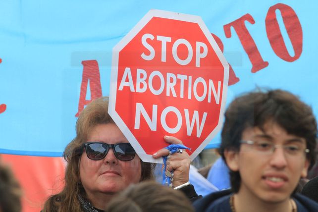 A tres días del debate en Diputados por la Ley del Aborto legal, Paraná marchó por las dos vidas
