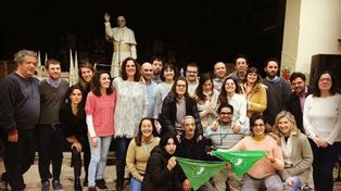 Alassino: Esta obra desnuda la hipocresía de la sociedad y el poder de la Iglesia