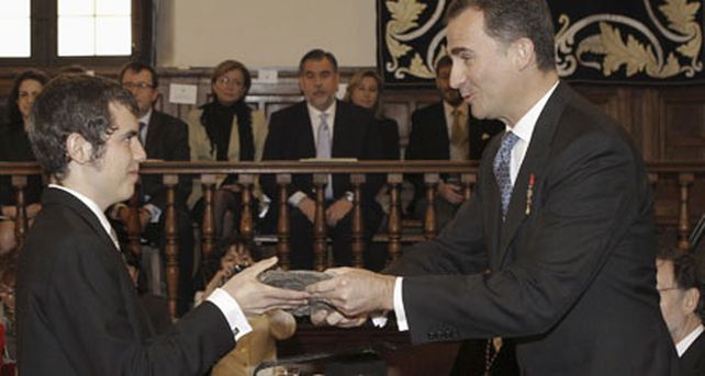 Entregaron el Cervantes al nieto del antipoeta Nicanor Parra