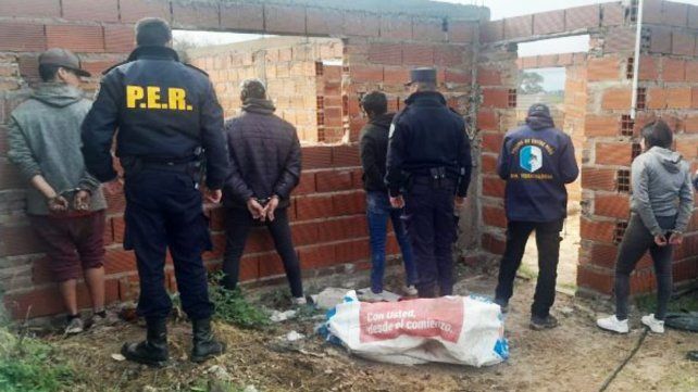 Secuestran dosis de cocaína y marihuana fraccionada