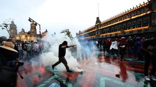 Entre la pluma y el garrote: represión a periodistas y activistas en México