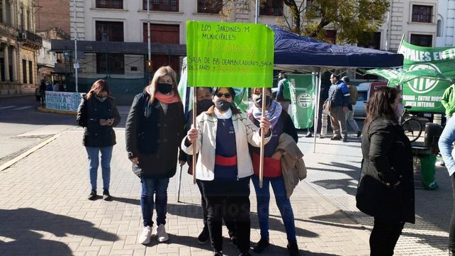 Trabajadores municipales de Paraná van al paro&nbsp;