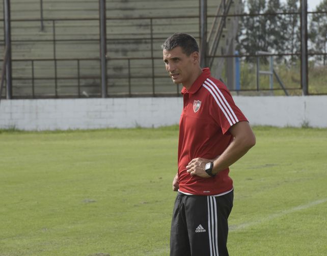 Vojvoda: Ojalá los chicos puedan demostrar que están capacitados para el día de mañana jugar en primera