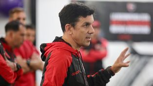 El uruguayo Larriera fue presentado al plantel y rápidamente comenzaron los trabajos físicos.