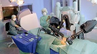 Un robot cirujano, furor en EEUU, es sospechado de causar muertes