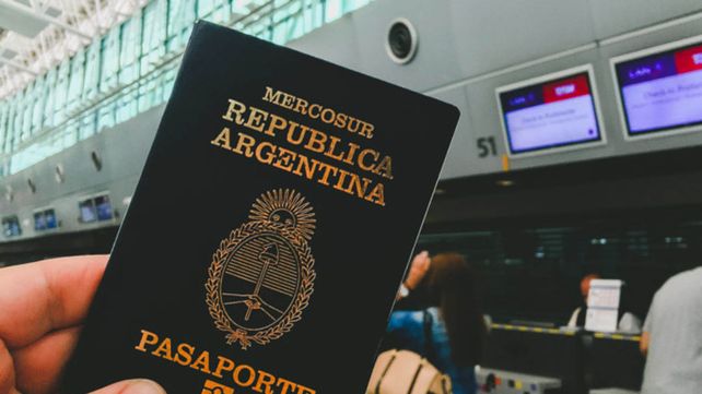 Rigen modificaciones para los pasaportes de menores y hay nuevas pautas para extranjeros