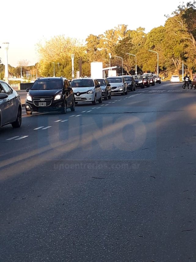 Paraná: gran movimiento vehicular en medio de la cuarentena